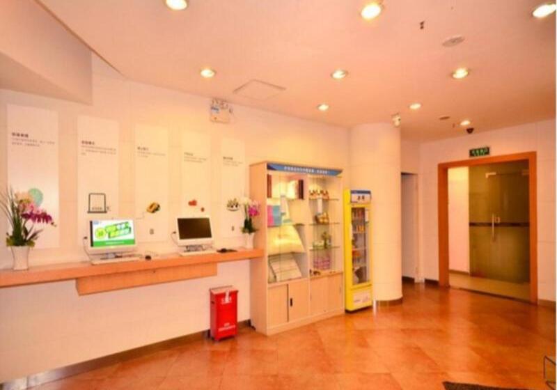 酒店 7days Inn Shenzhen Guomao Metro Station