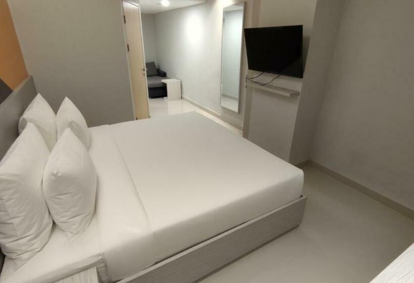 Agogo Downtown Hotel Surabaya