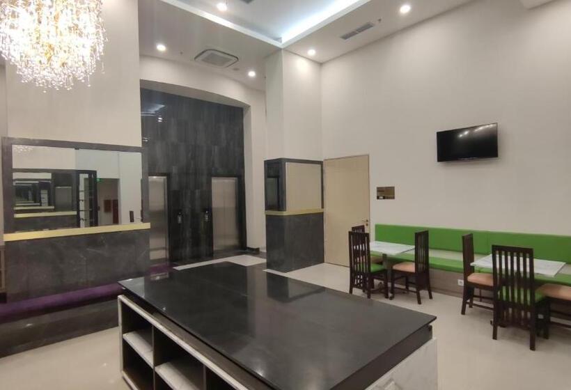 Agogo Downtown Hotel Surabaya