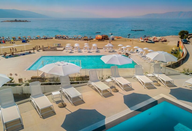 هتل Aminess Casa Lišanj