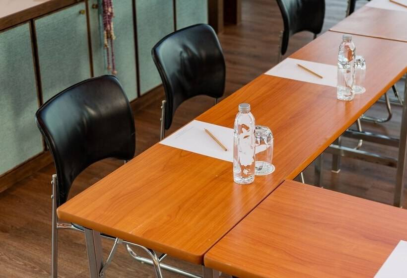 Arbour Hotel And Residence