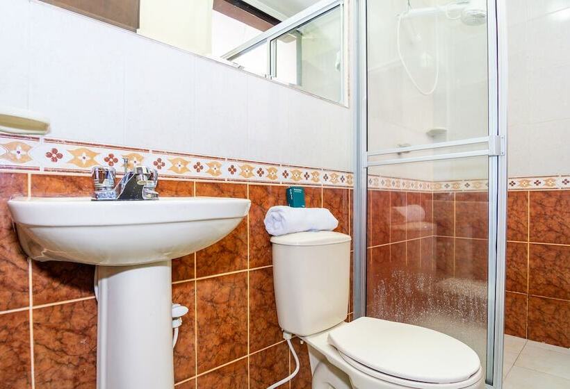 Hotel Ayenda Bugatier