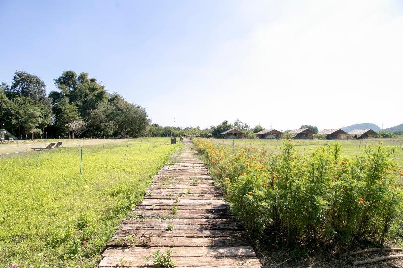 호텔 Baan Rak Mai By Oyo  Rooms