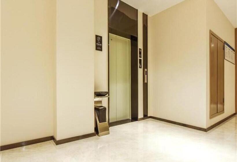 هتل City Comfort Inn Chongqing Chayuan Metro Station