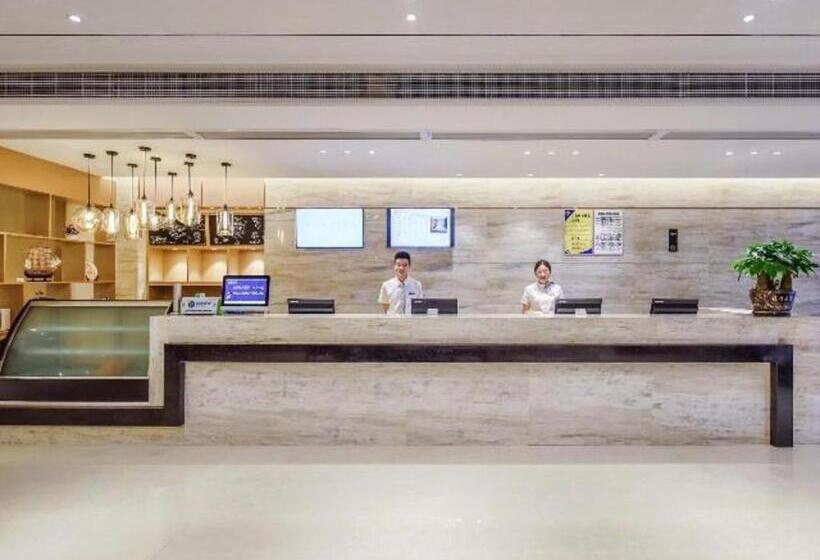 هتل City Comfort Inn Chongqing Chayuan Metro Station