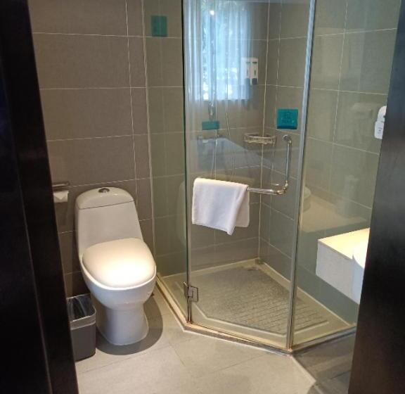 فندق City Comfort Inn Guigang Zhongshan High Speed Railway Station