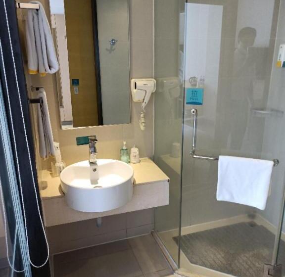 فندق City Comfort Inn Guigang Zhongshan High Speed Railway Station