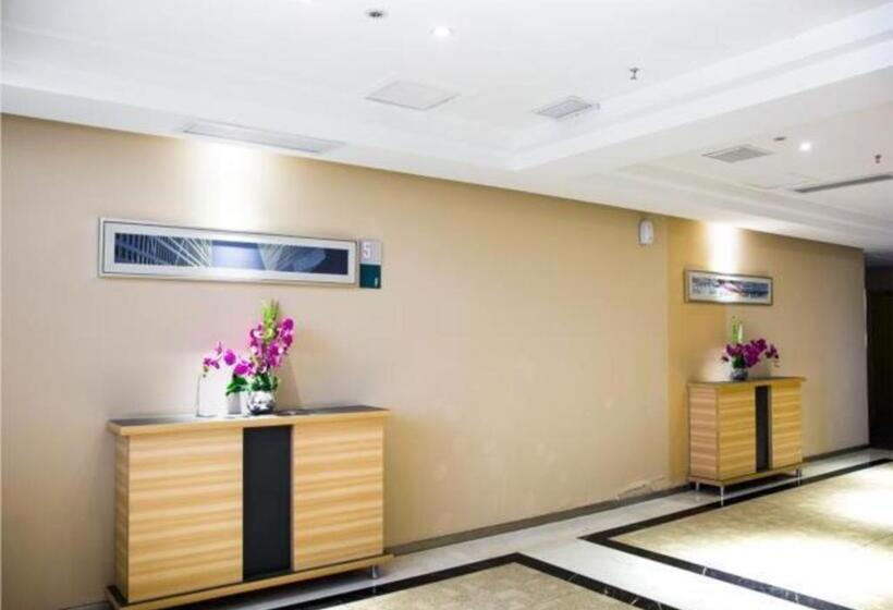 호텔 City Comfort Inn Jingzhou Railway Station Fantawild