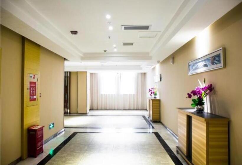 호텔 City Comfort Inn Jingzhou Railway Station Fantawild