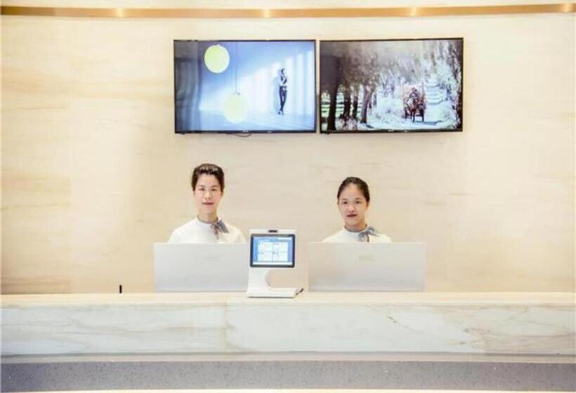 فندق City Comfort Inn Wanning Wan'an Avenue High Speed Railway Station