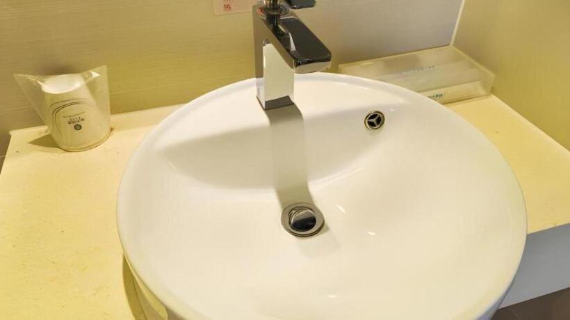 Отель City Comfort Inn Wuhan Panlongcheng Baishang Shopping Center