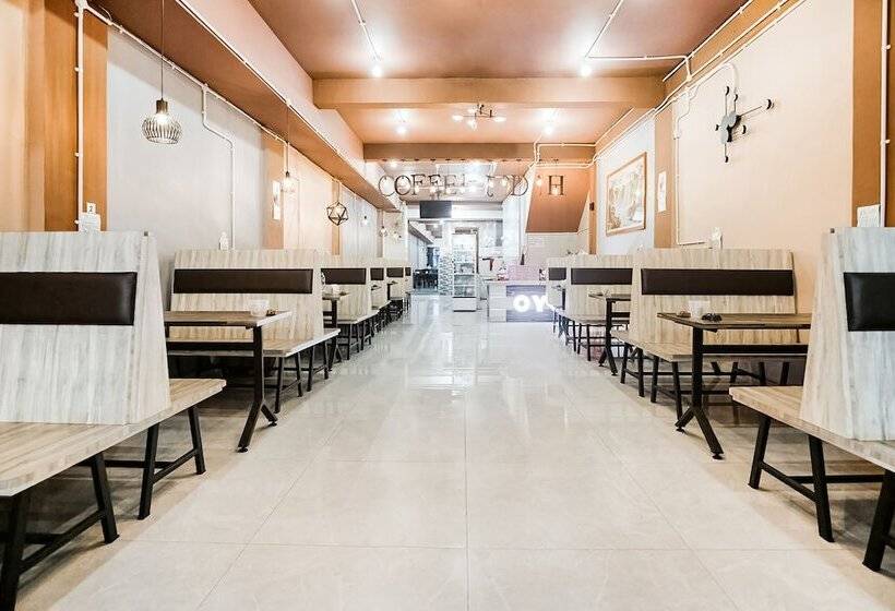 בית מלון כפרי Coffee Jodoh Homestay By Oyo Rooms