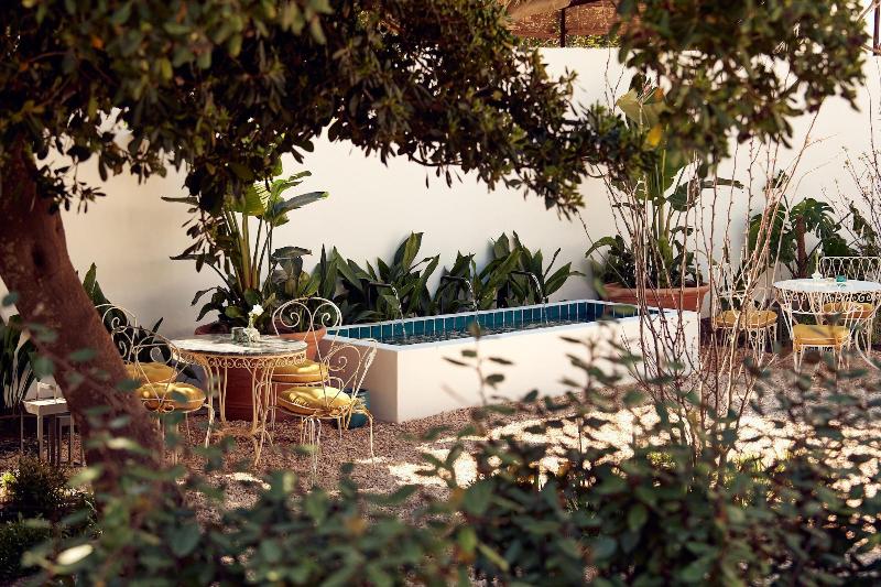 فندق Cristine Bedfor