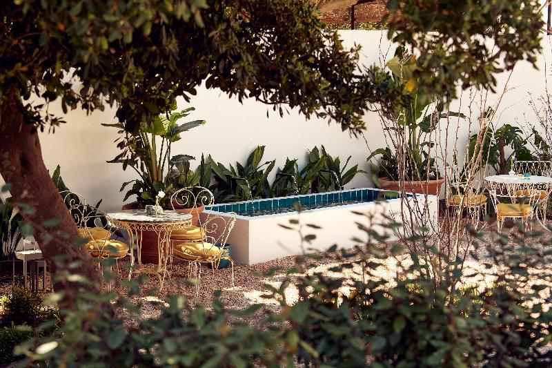 فندق Cristine Bedfor