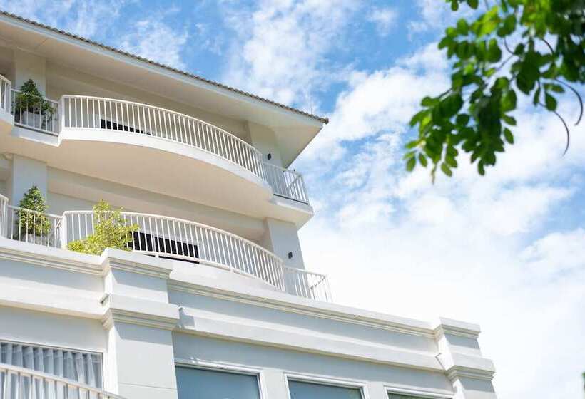 هتل Cross Pattaya Pratamnak   Sha Plus