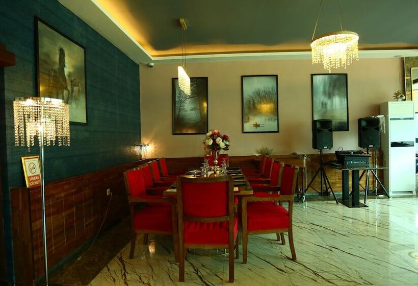 בית מלון כפרי Dergiz Tatil Koyu