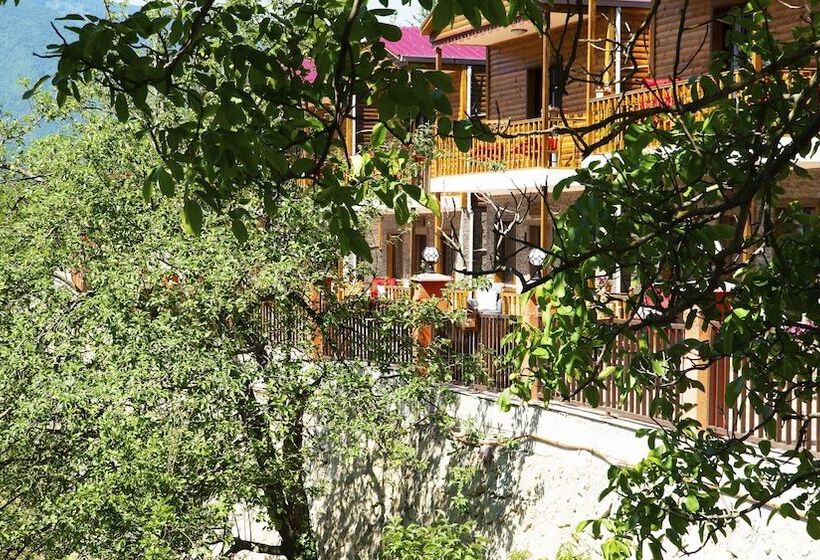 هتل Dergiz Tatil Koyu