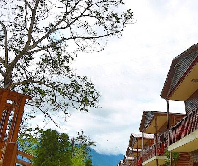 בית מלון כפרי Dergiz Tatil Koyu