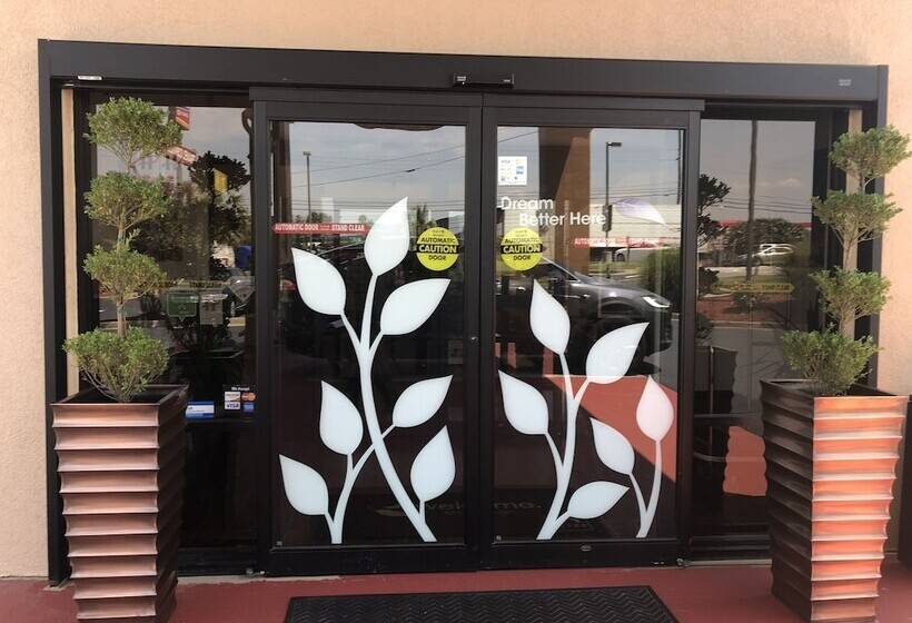 Suburban Studios By Choice Hotels Award Winning New 2024 Walk To Eateries & Grocery Ultra Sp