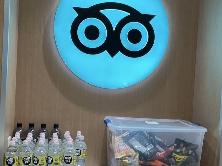 Suburban Studios By Choice Hotels Award Winning New 2024 Walk To Eateries & Grocery Ultra Sp