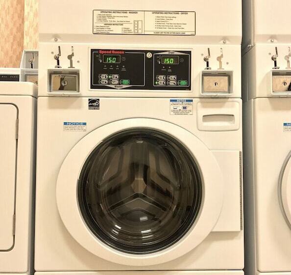 Suburban Studios By Choice Hotels Award Winning New 2024 Walk To Eateries & Grocery Ultra Sp