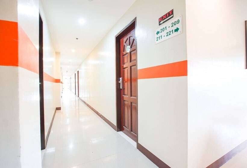 هتل Edmundo By Oyo Rooms