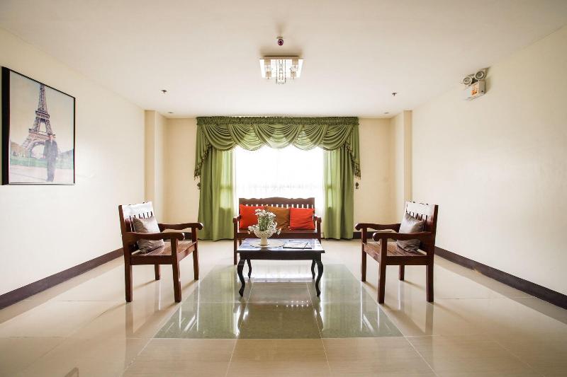 هتل Edmundo By Oyo Rooms