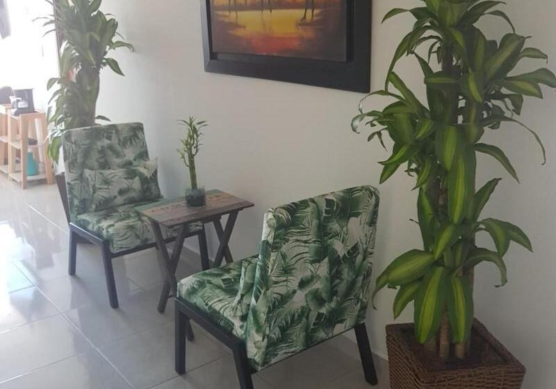 فندق Esperanza Ac