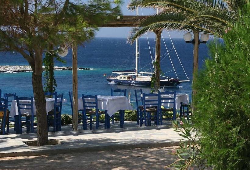 فندق Filoxenia By Grispos Villas