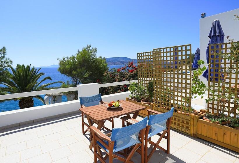 בית מלון כפרי Filoxenia By Grispos Villas