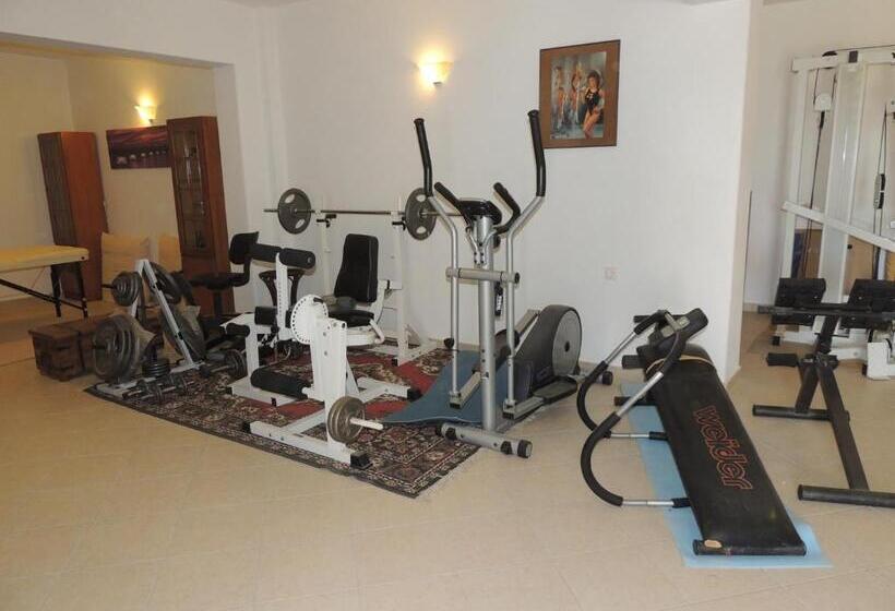 בית מלון כפרי Filoxenia By Grispos Villas