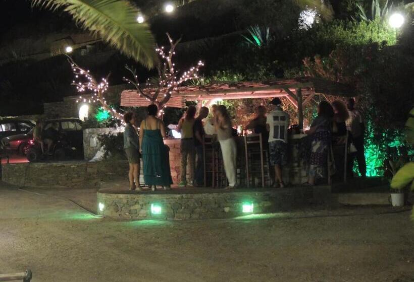 בית מלון כפרי Filoxenia By Grispos Villas