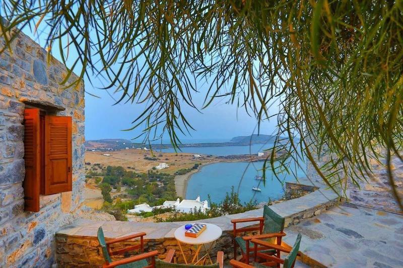 فندق Filoxenia By Grispos Villas