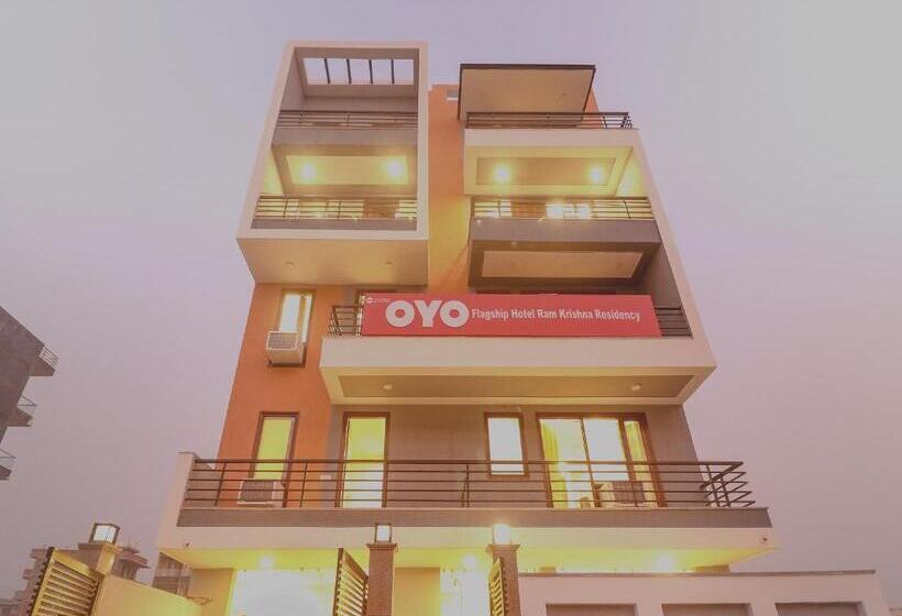 호텔 Collection O Comfort Residency Near Artemis Hospital