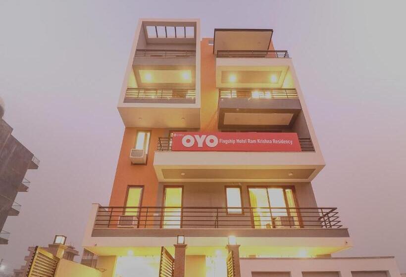 호텔 Collection O Comfort Residency Near Artemis Hospital