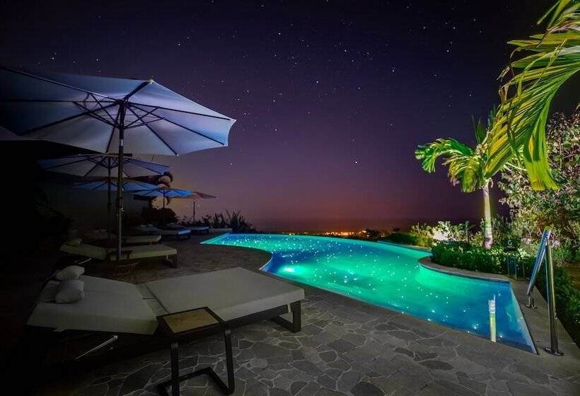 فندق Golden Pineapple Villas