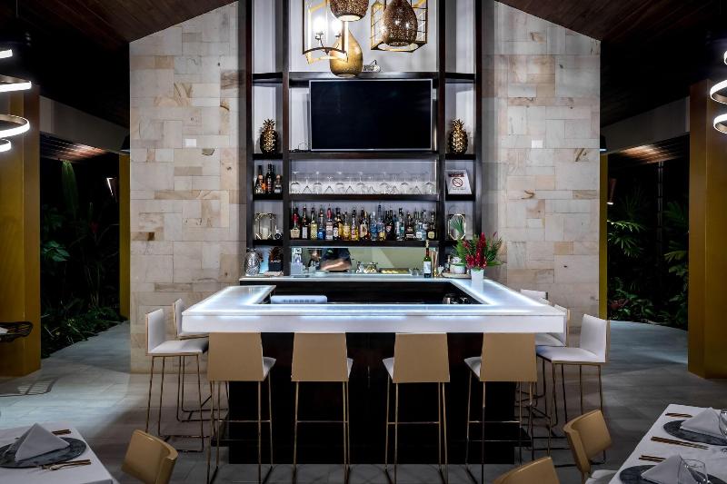 فندق Golden Pineapple Villas