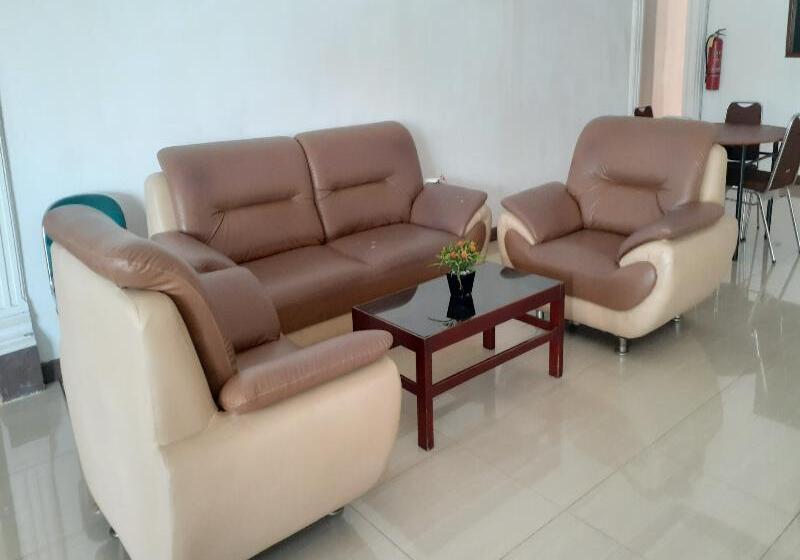 ホテル Grand Blang Asan By Oyo Rooms