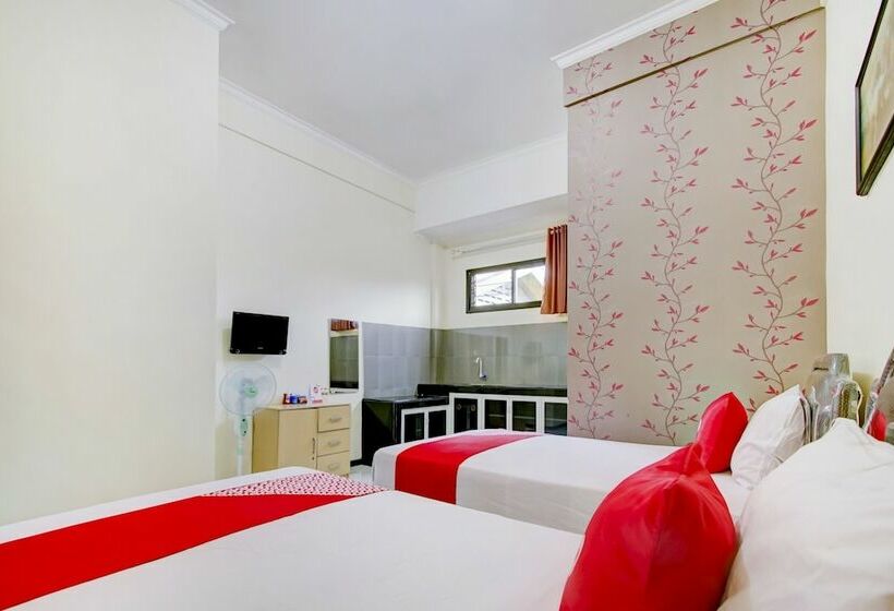 ホテル Super Capital O 90151 Guest House 180