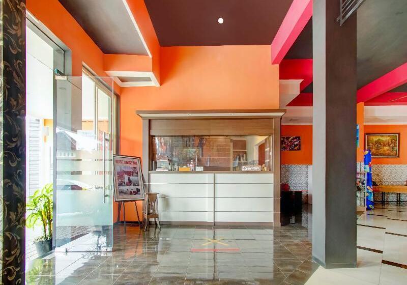 ホテル Super Capital O 90151 Guest House 180