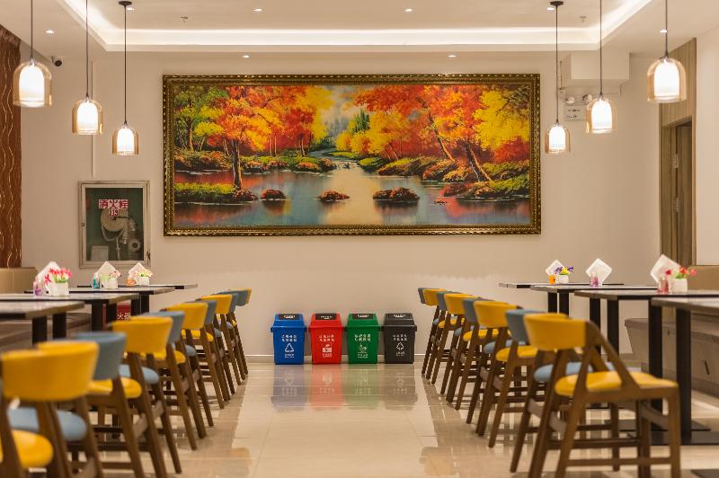 호텔 Hanting Haining Haichang Road Railway Station