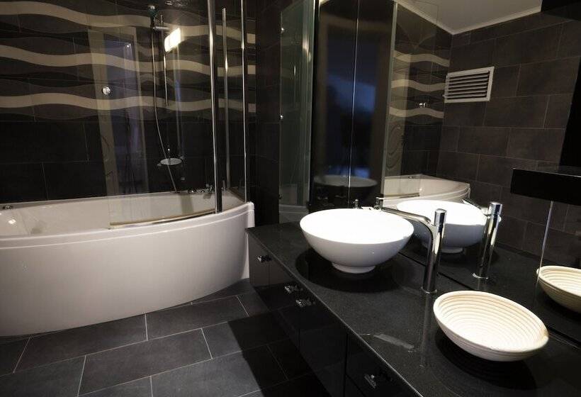 Отель Heart De Maison