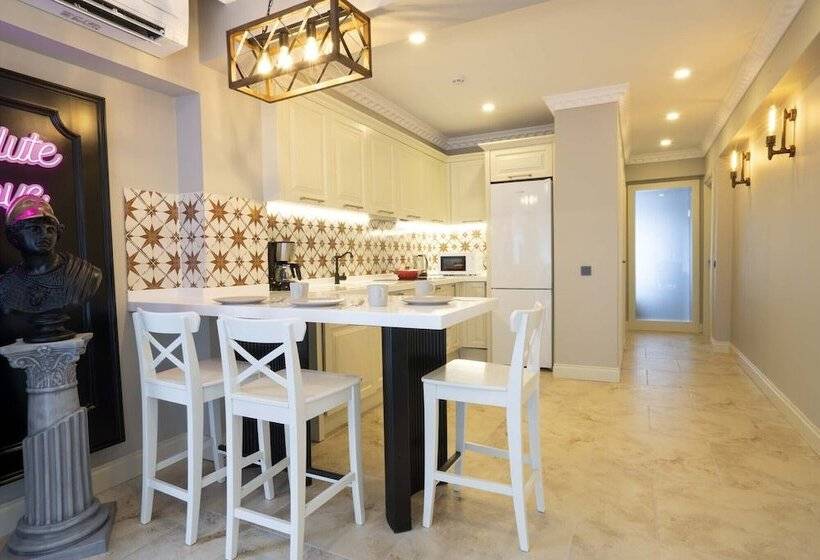 Отель Heart De Maison