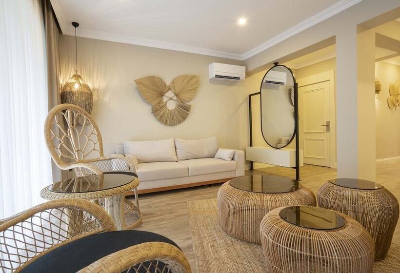 Отель Heart De Maison