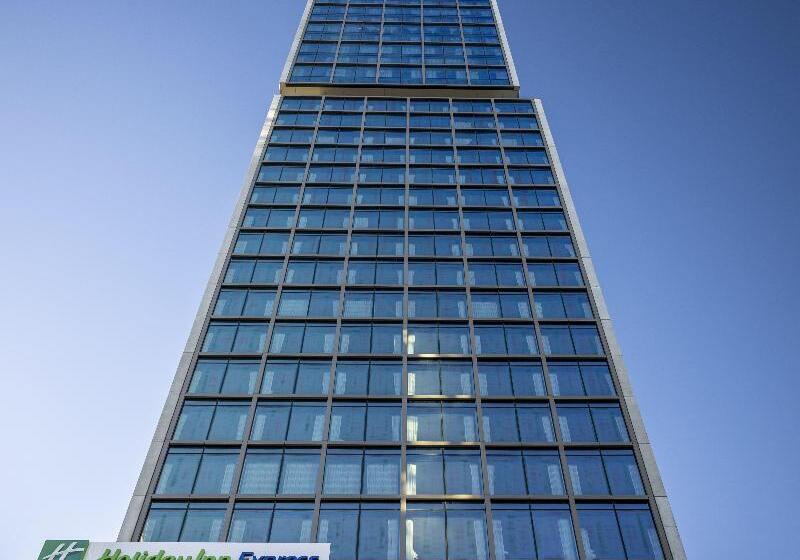 호텔 Holiday Inn Express Auckland City Centre By Ihg