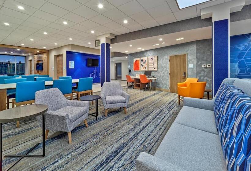 Отель Holiday Inn Express Huntsville Space Center, An Ihg