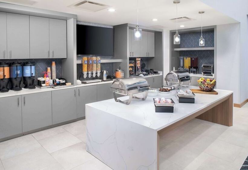 ホテル Homewood Suites By Hilton Ann Arbor