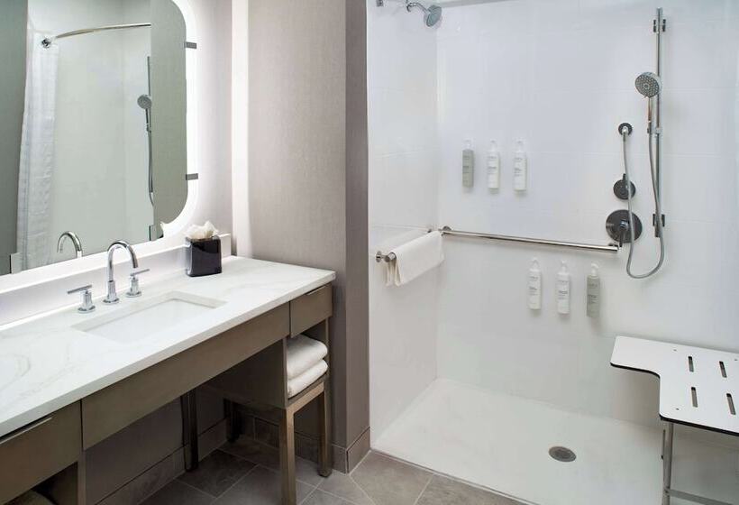 ホテル Homewood Suites By Hilton Ann Arbor