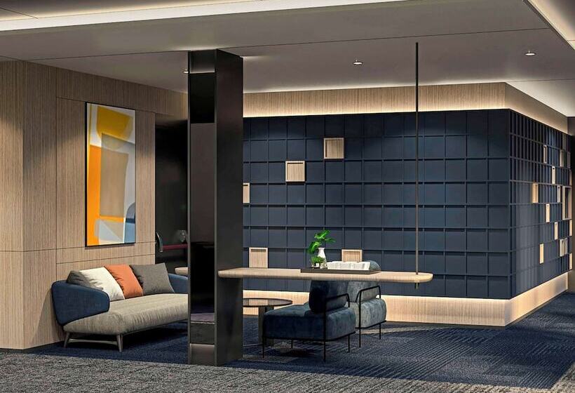 فندق Ibis Surabaya Tidar