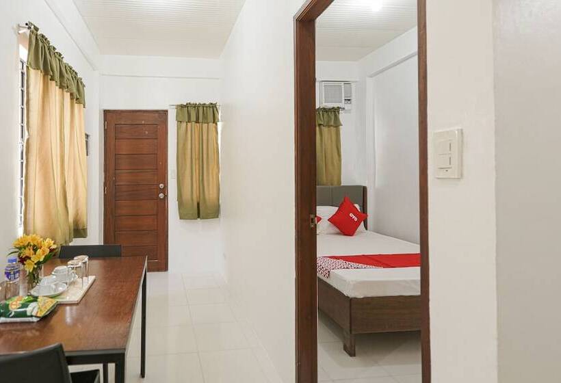 בית מלון כפרי Jade Apartelle By Oyo Rooms